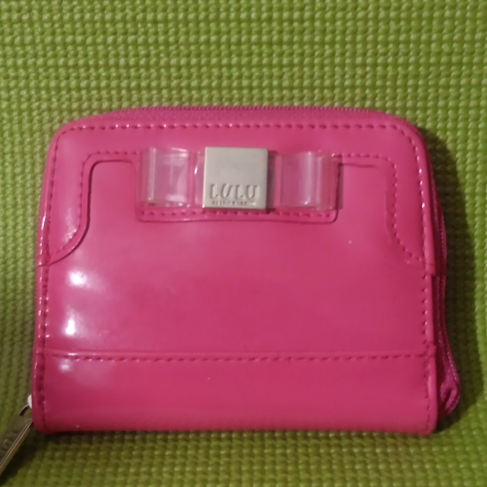 Lulu's Vibrant Pink Wallet with Bow Detail